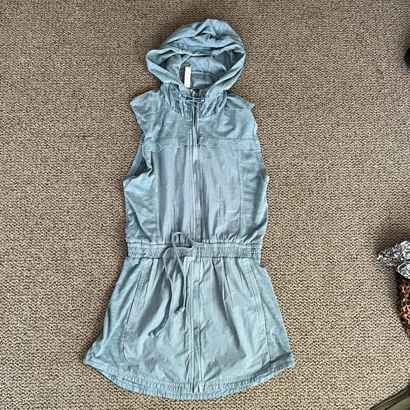 Anthropologie daily practice dress - Picture 1 of 3